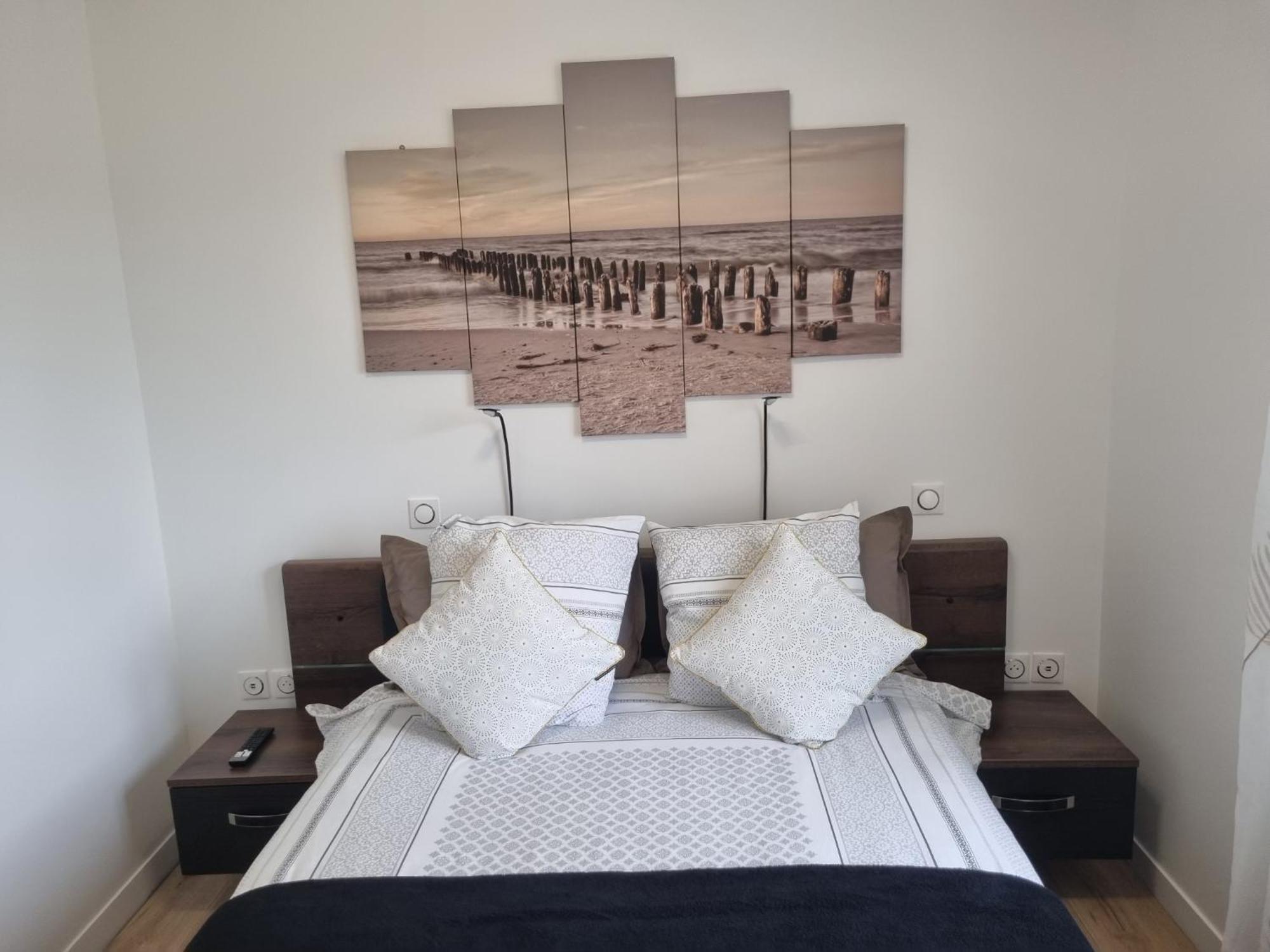 Les Appart Du Sillon Pleubian Room photo